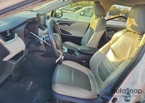 2019 Toyota Rav4 Xle Premium из США, поврежденный, VIN JTMC1RFV5KD011251